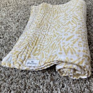 Muslin swaddle blanket